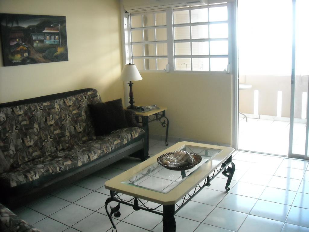 Ocean Front Apartment Luquillo Esterno foto