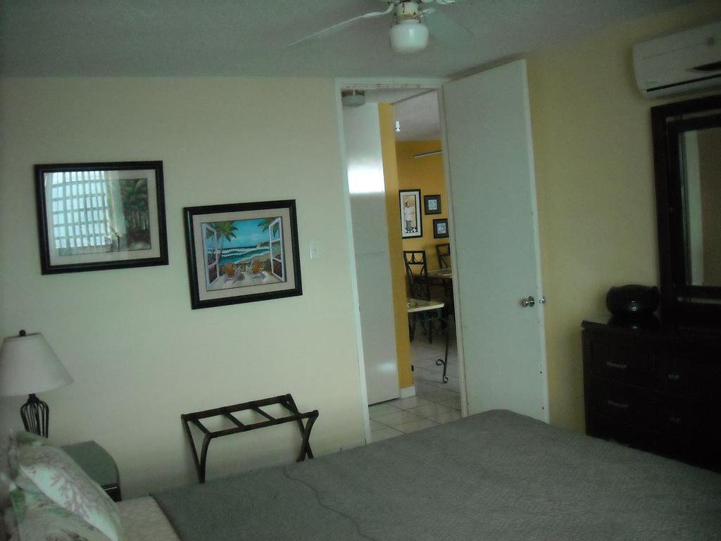 Ocean Front Apartment Luquillo Esterno foto